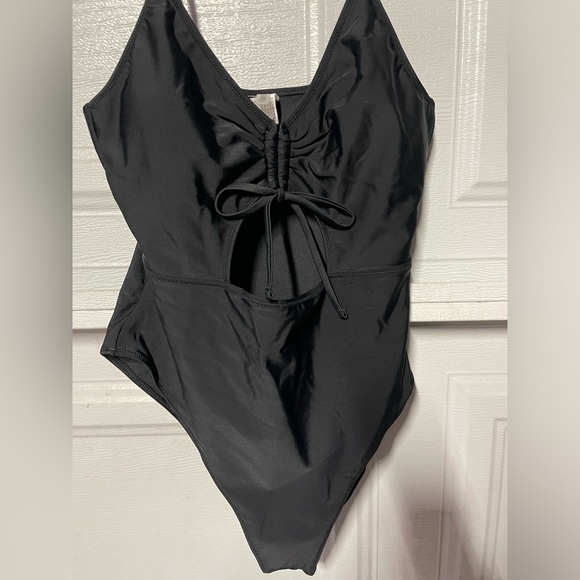 Women’s One Piece Swimsuit - Picture 2 of 5